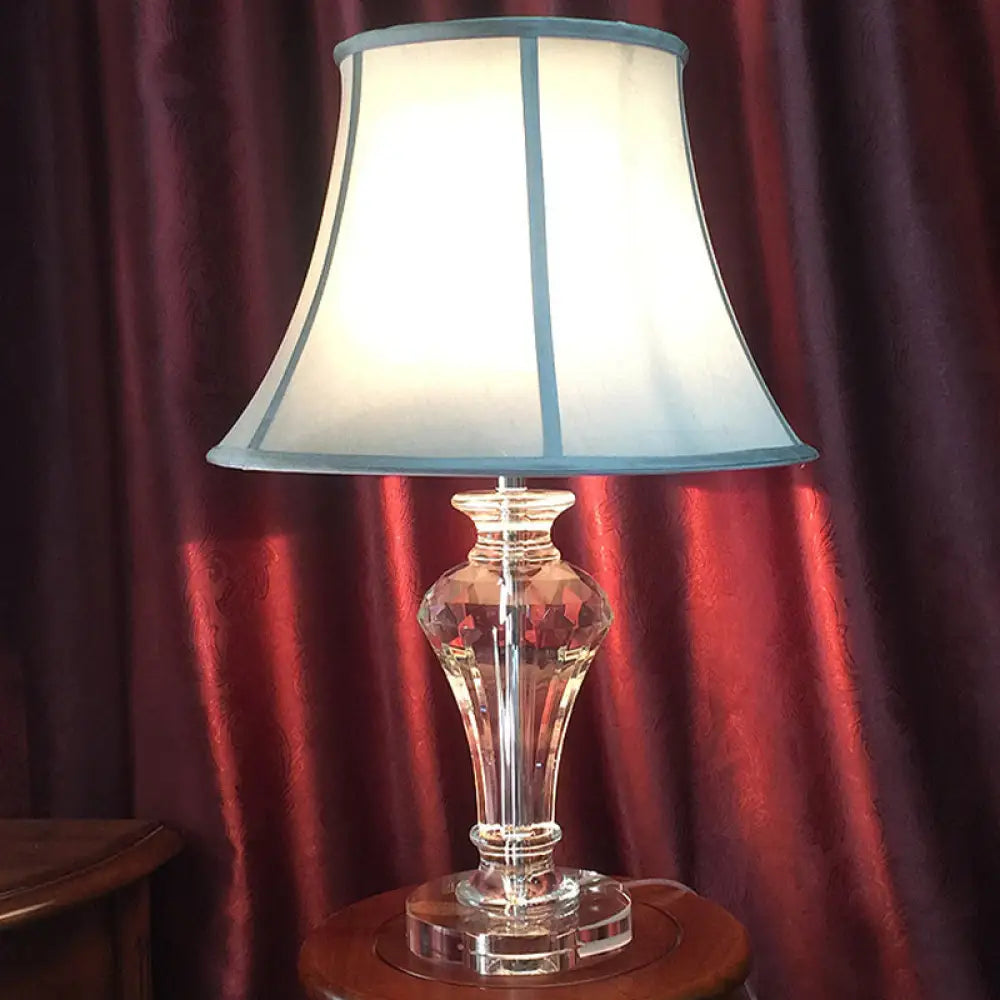 مصباح طاولة ليلية بتصميم رأس كريستالي أزرق مقطوع يدويًا - مصباح قراءة عصري