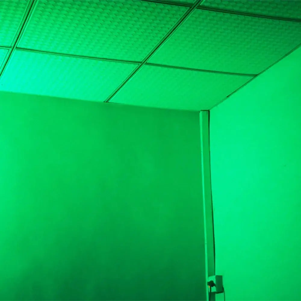Green textured ceiling tiles under blue metallic 20w rgb strobe lights for party room dj lighting fixture
