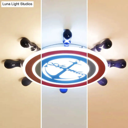 Lámpara de techo DecorBites™ con diseño de timón náutico azul para dormitorio infantil con ancla y diseño empotrado en acrílico.