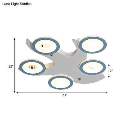 ديكوربايتس™ ديكوربايتس™ مصباح سقف LED أزرق نورديك مع 5 حلقات أكريليك ومظلة حديدية لغرفة النوم