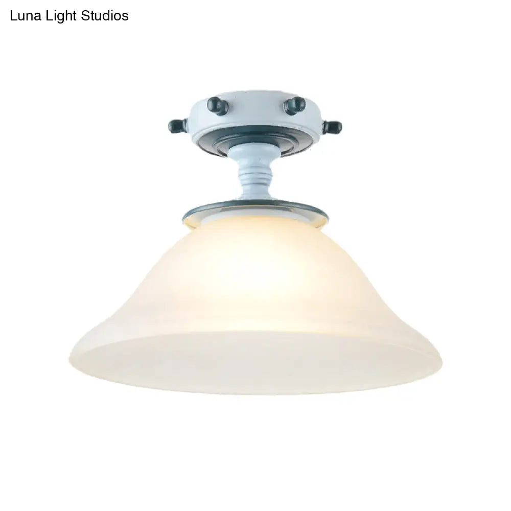 Lámpara de techo semiempotrada DecorBites™ de cristal opalino azul para sala de estar