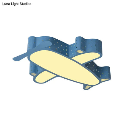 ديكوربايتس™ مصباح سقف غرفة نوم الأطفال Blue Plane: تركيب أكريليك كرتوني مدمج