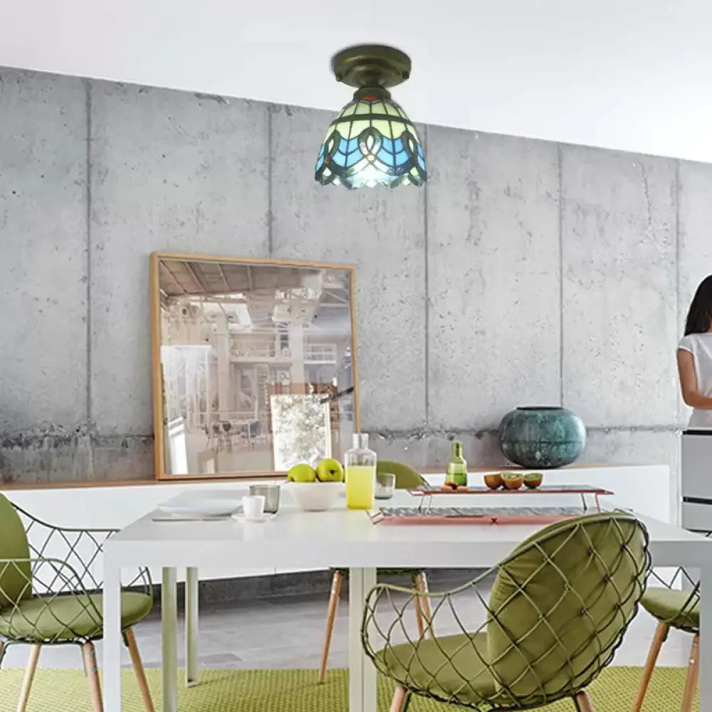 Lámpara de techo DecorBites™ de vitral azul - Estilo barroco, semiempotrada con pantalla en forma de campana