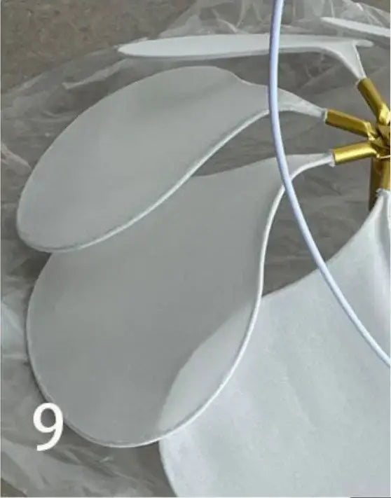 Bohemia linen e27 cream flower pendant light with white plastic fan blades gold hub and white wire support for bedroom decor