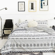 Boho chic stripe black and white snowflake bedding set with geometric patterns made of microfiber for bedroom decorbites