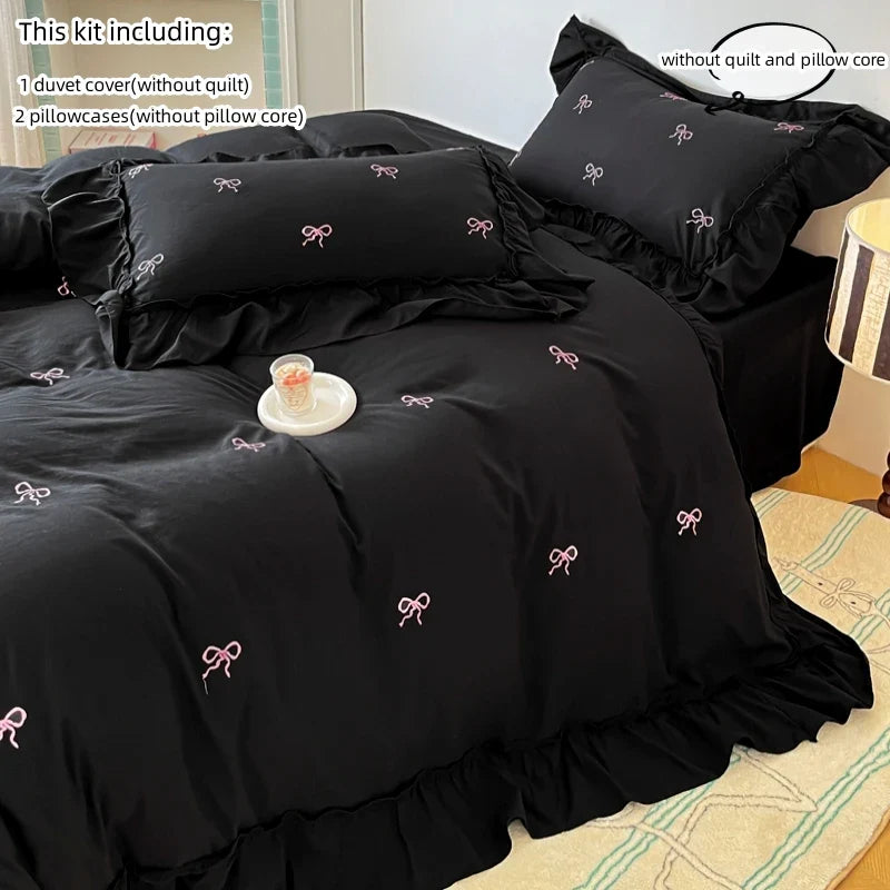 Bow Embroidery Bedding Set with Ruffles - black / 260x240cm3pcs
