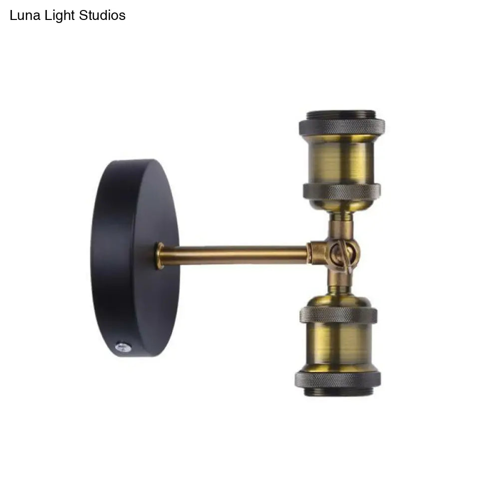 Aplique de pared de latón con bombilla desnuda - Aplique metálico industrial vintage con base giratoria para garaje