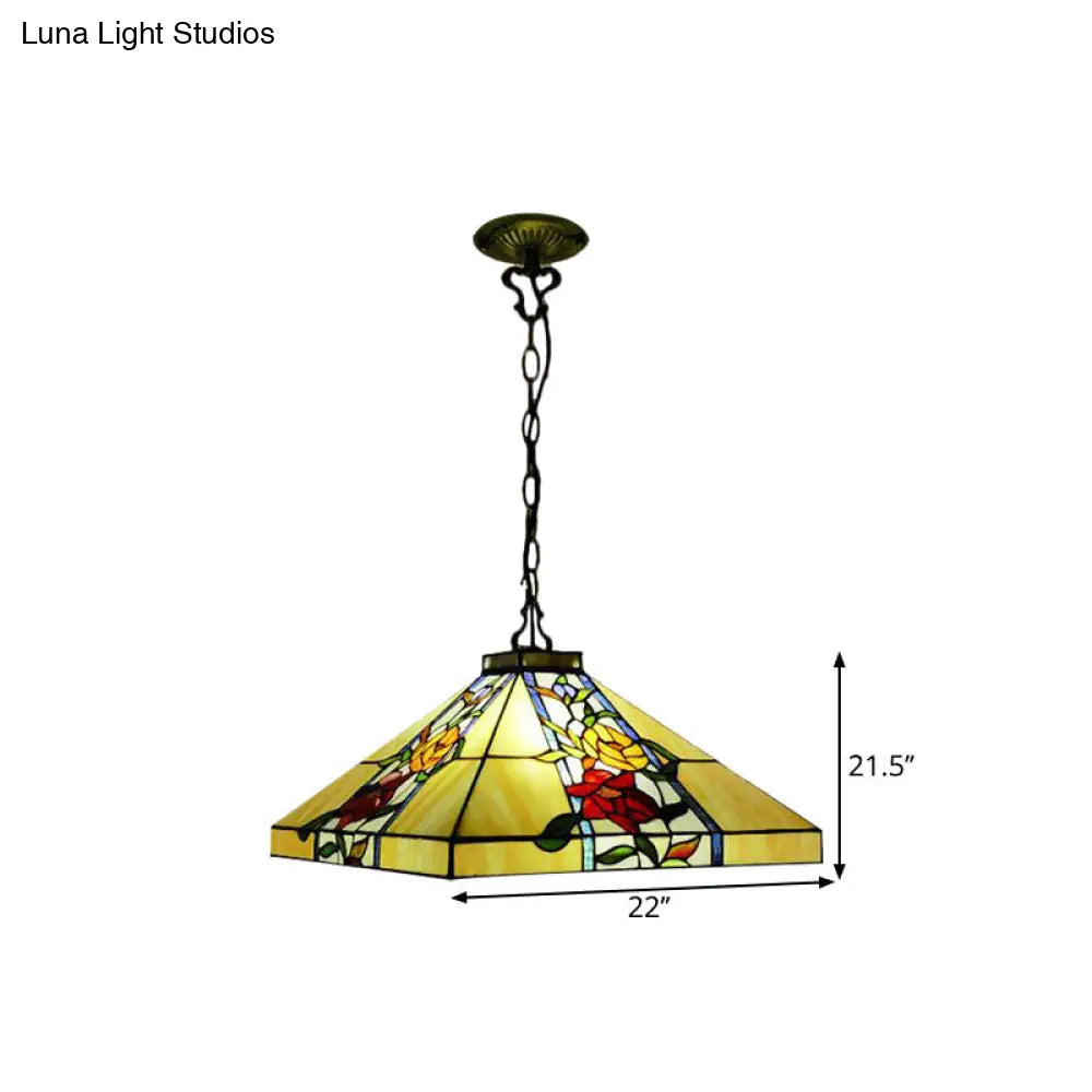 ثريا برونزية مع زجاج مقطوع يدويًا و3 مصابيح مدببة - مثالية لغرف الطعام المتوسطية