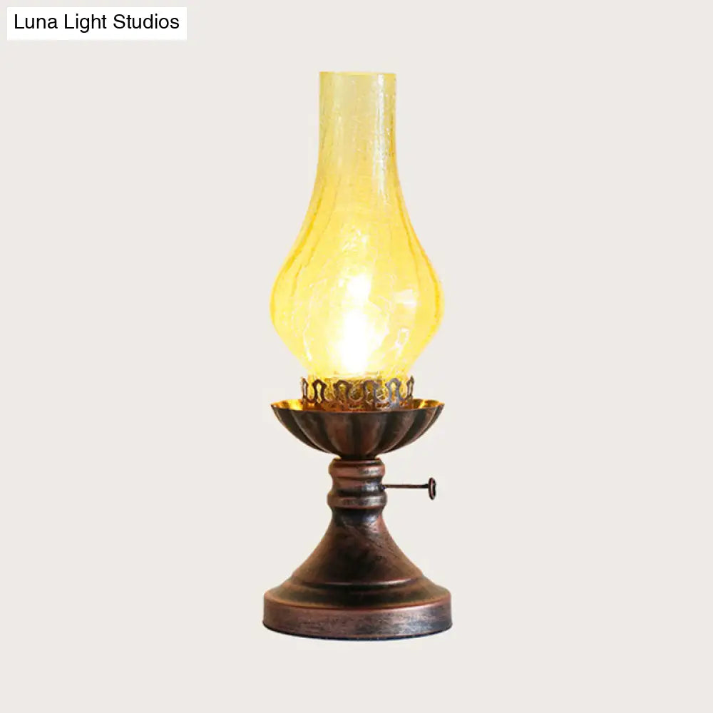 مصباح طاولة بجانب السرير بتصميم عتيق من الكيروسين، مصنوع من زجاج برونزي متشقق
