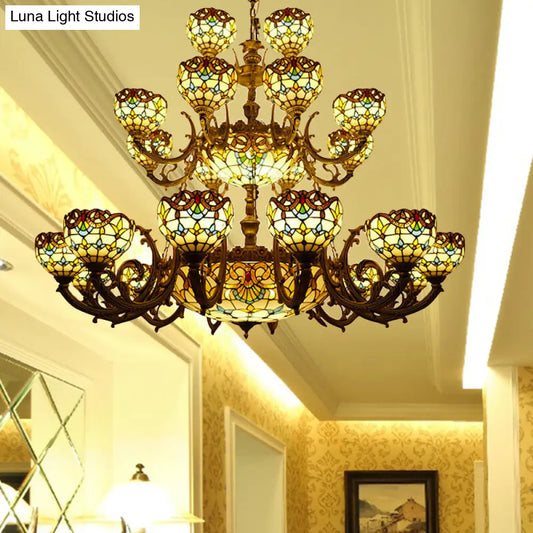 ثريا تيفاني بلمسة نهائية برونزية بثلاث طبقات لإضاءة أنيقة من الأعلى في غرف النوم وغرف المعيشة