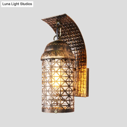 مصباح حائط على شكل فانوس برونزي بتصميم فتحة - لمسة نهائية من الحديد الريفي، مثالي لغرفة المعيشة