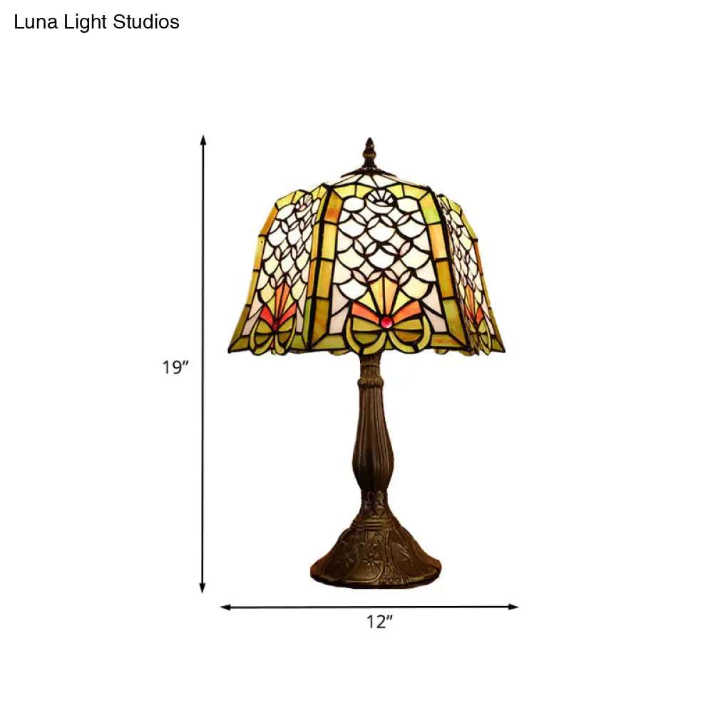 Bronze Stained Glass Nightstand Lamp with Fishscale Pattern - Stylish and Elegant Table Light