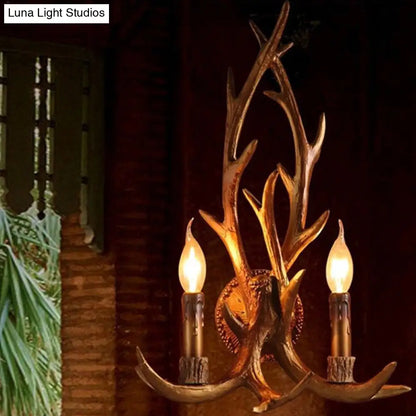مصباح حائط على شكل قرن غزال بني مع رؤوس راتنجية وديكور شموع - مثالي للمطاعم
