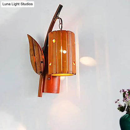 DecorBites™ Brown Lodge Style Wall Lamp with Bamboo Shade and Leaf Decor - Perfect for Corridor