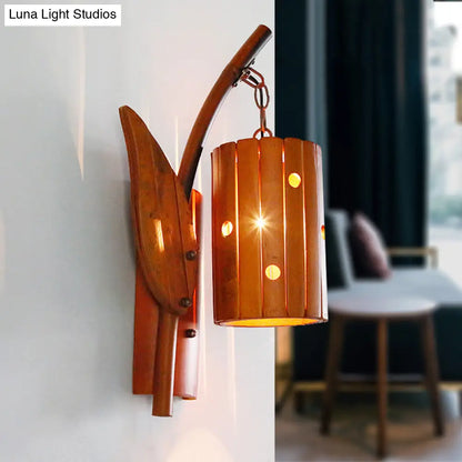 DecorBites™ Brown Lodge Style Wall Lamp with Bamboo Shade and Leaf Decor - Perfect for Corridor