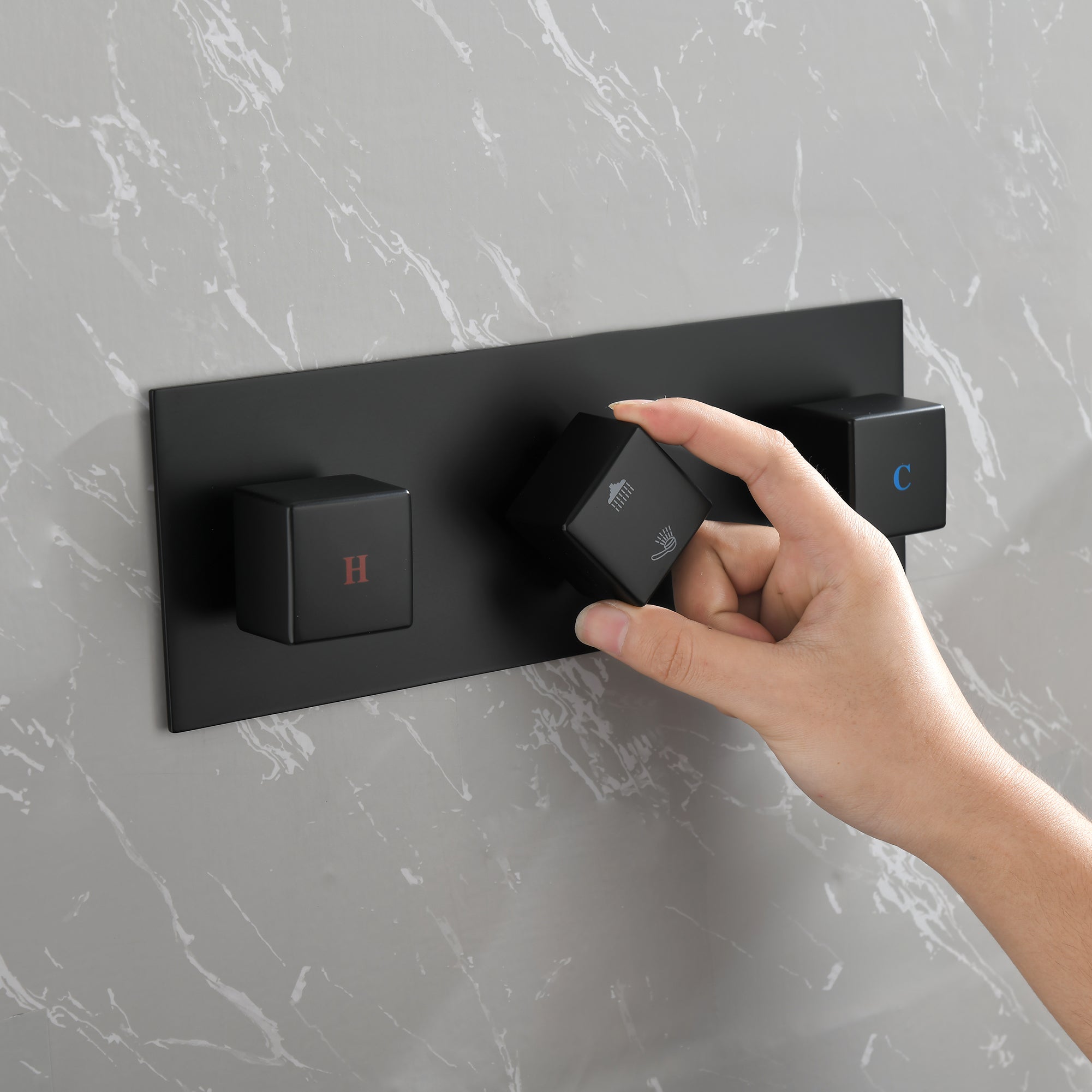Messing Dusche Armatur in Mattschwarz mit Duschsystem, 10-Zoll-Duschkopf und Handbrause Badezimmer-Kombination