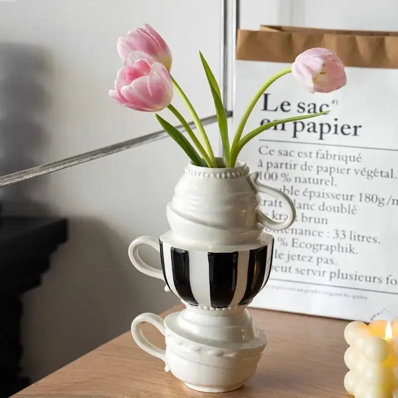 White ceramic folding cup vase with black and white striped cartoon folding cup and beaded rims for living room decor