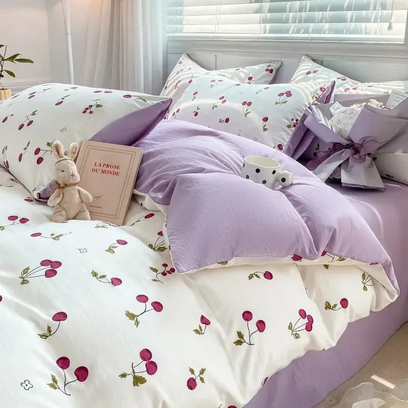 Lavender and white cartoon heart floral duvet set with soft cotton fabric for bedroom bedding