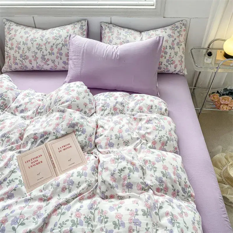 Lavender floral duvet set with cartoon heart floral design in cream and gray soft cotton fabric for bedroom bedding