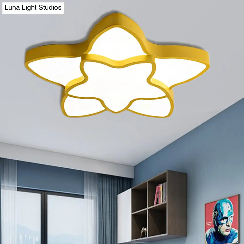 DecorBites™ DecorBites™ Cartoon LED Flush Mount Light: مصباح سقف أكريليك نابض بالحياة ذو نجمتين للممر وغرفة نوم الأطفال