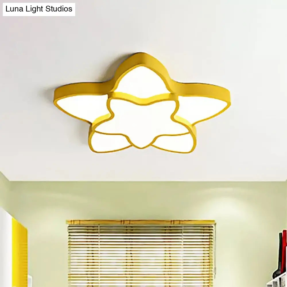 DecorBites™ DecorBites™ Cartoon LED Flush Mount Light: مصباح سقف أكريليك نابض بالحياة ذو نجمتين للممر وغرفة نوم الأطفال