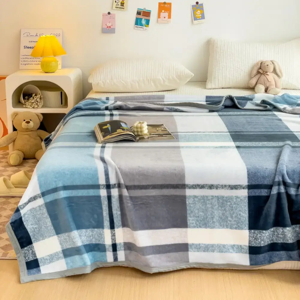 Blue and white plaid fleece milk velvet blanket with soft cozy texture for decorbites cartoon milk bedroom throw