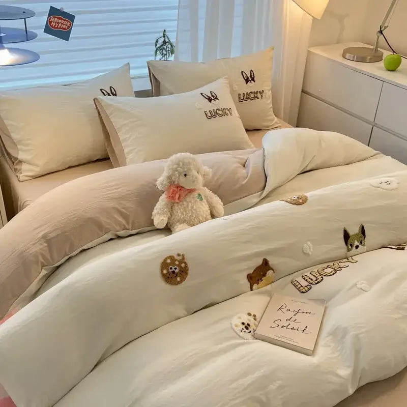 Cream-colored bedding sets with cartoon pattern embroidered plush texture and appliqués for bedroom decorbites decor