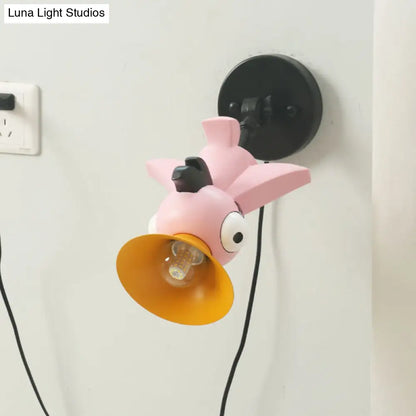 Aplique LED con forma de pájaro rosa de dibujos animados: Lámpara de pared metálica para habitación de niñas