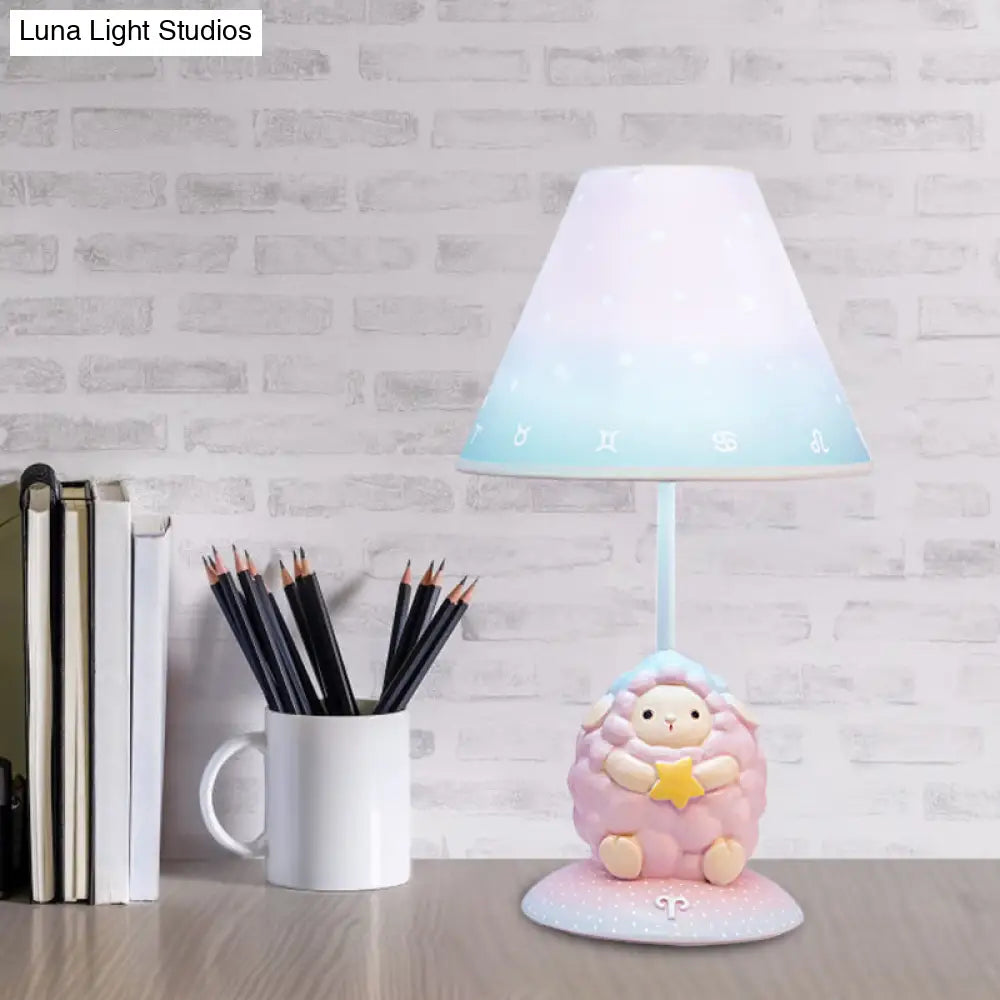 مصباح طاولة ليلية على شكل كوكبة وردية كرتونية - مصباح راتنجي مع غطاء قماشي مخروطي