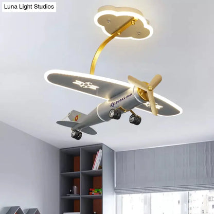 DecorBites™ DecorBites™ Lámpara de techo LED plateada con forma de avión de dibujos animados y dosel de nubes para la habitación de los niños