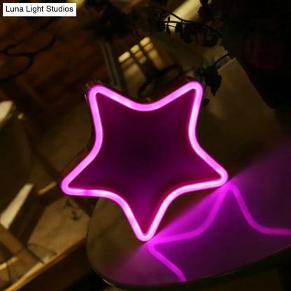 Lámpara de noche LED con forma de estrella de dibujos animados para habitación de niñas con pantalla de plástico