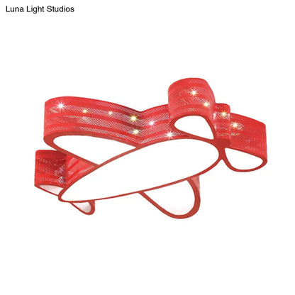 Lámpara de techo DecorBites™ con forma de avión de hélice estilo dibujos animados para la habitación de los niños