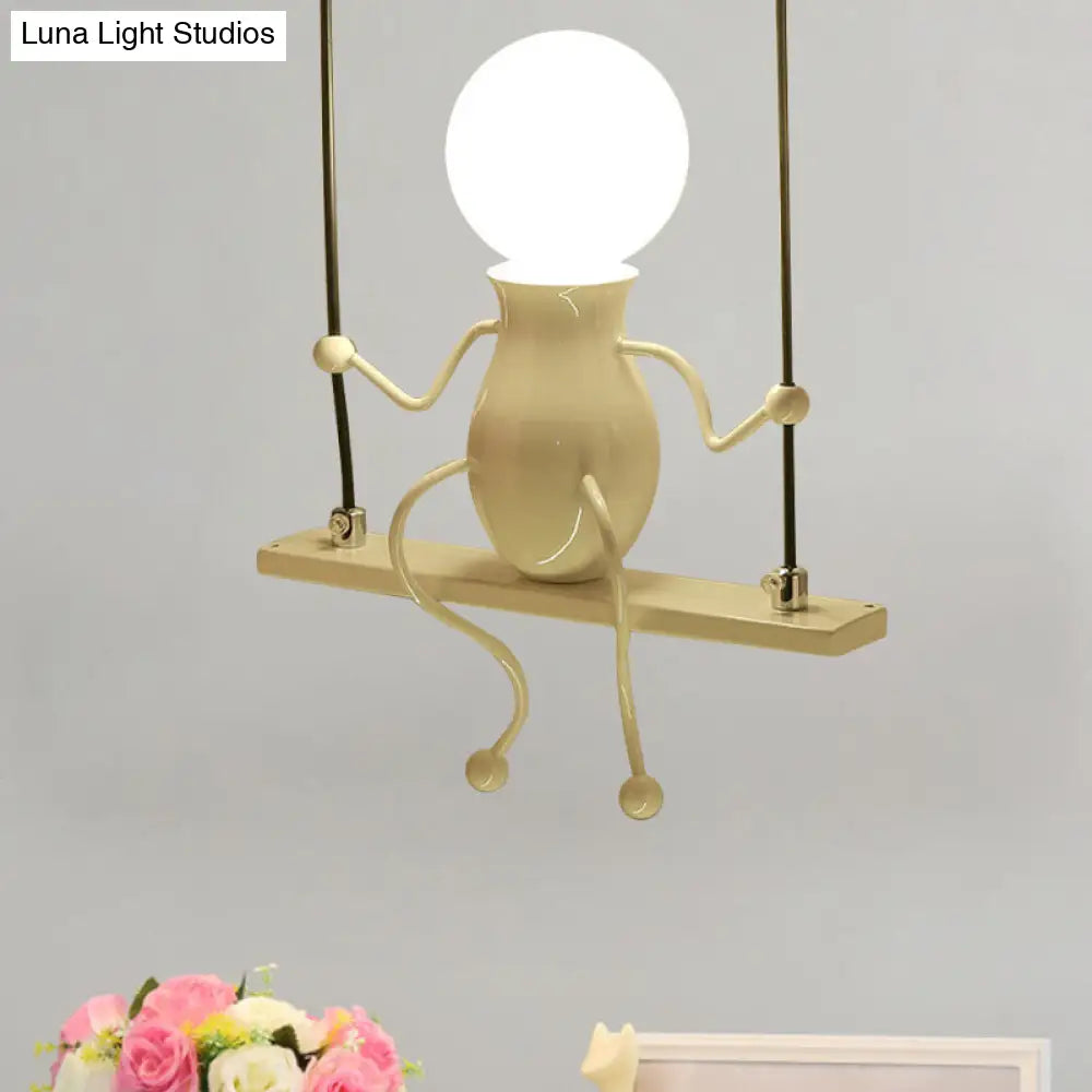 Lámpara de araña metálica con diseño de niño columpio de dibujos animados - 1/2 cabezales, acabado blanco y negro - Lámpara colgante para dormitorio