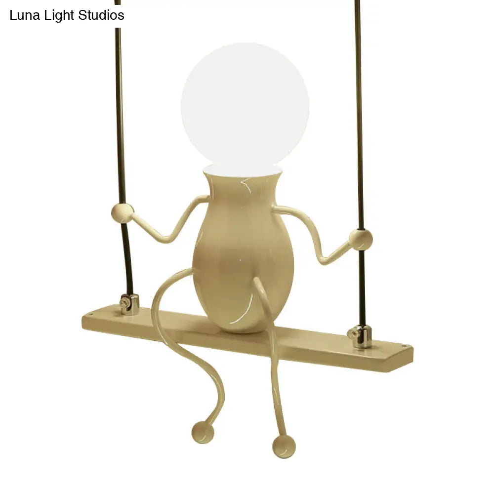 Lámpara de araña metálica con diseño de niño columpio de dibujos animados - 1/2 cabezales, acabado blanco y negro - Lámpara colgante para dormitorio