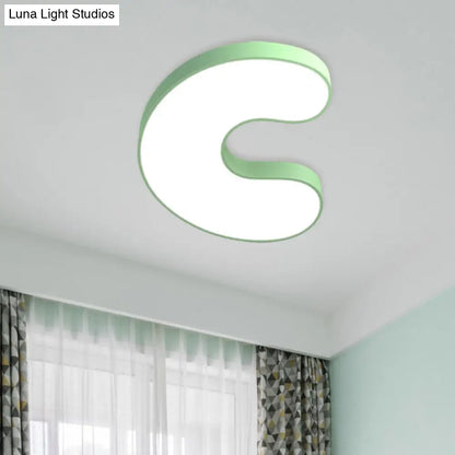 Lámpara de techo infantil DecorBites™ DecorBites™ blanca con diseño de dibujos animados y pantalla acrílica