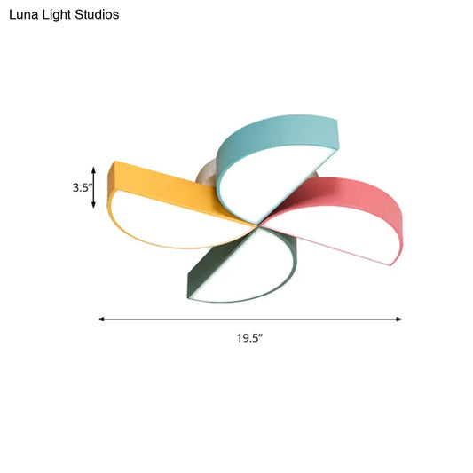 Lámpara de techo para habitación infantil DecorBites™ con diseño de molino de viento de dibujos animados, en metal multicolor, montaje empotrado.
