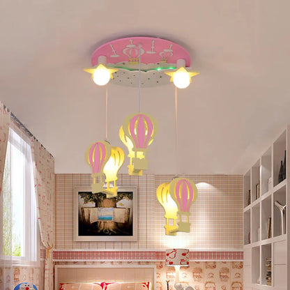 Lámpara de techo semiempotrada DecorBites™ con forma de globo aerostático de madera de dibujos animados y 5 bombillas para habitación infantil