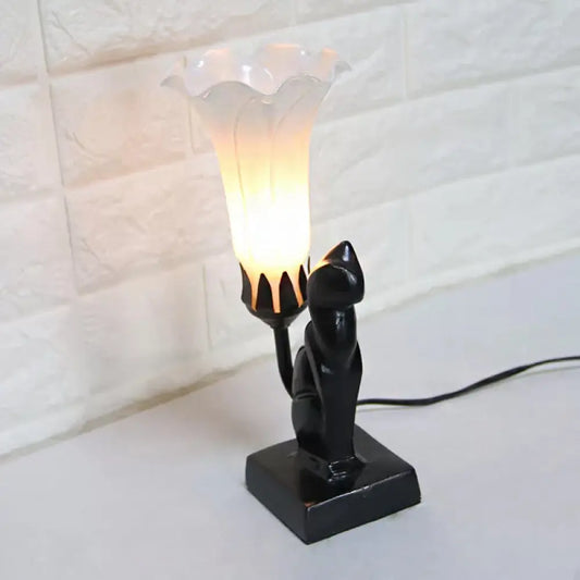 مصباح طاولة من الزجاج الملون على شكل قطة تيفاني - إضاءة تقليدية باللونين الوردي والأبيض