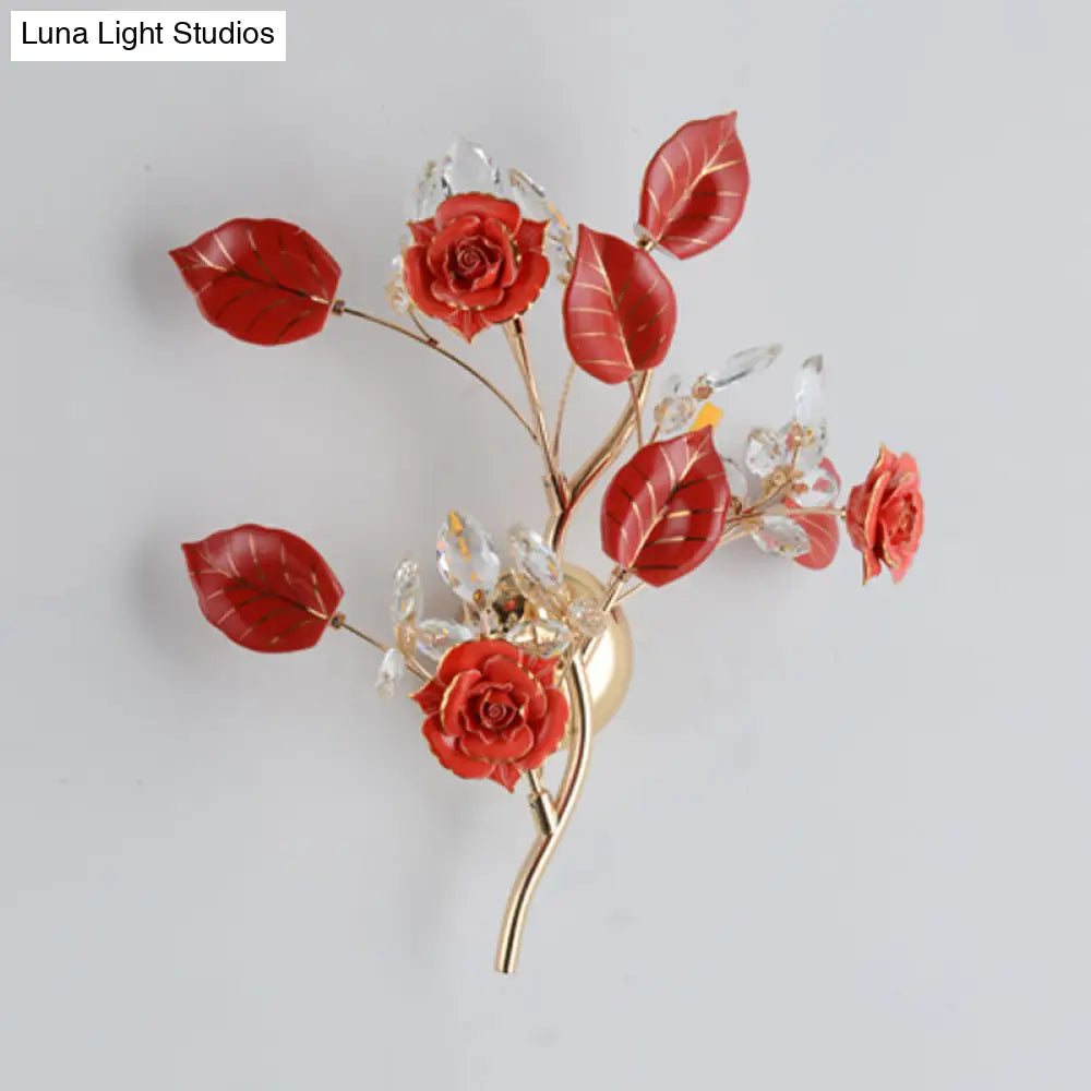 Lámpara de pared DecorBites™ con forma de rama de cerámica y cristal, con 3 bombillas y diseño de rosa y hojas en blanco y negro, ideal para iluminación de dormitorio.
