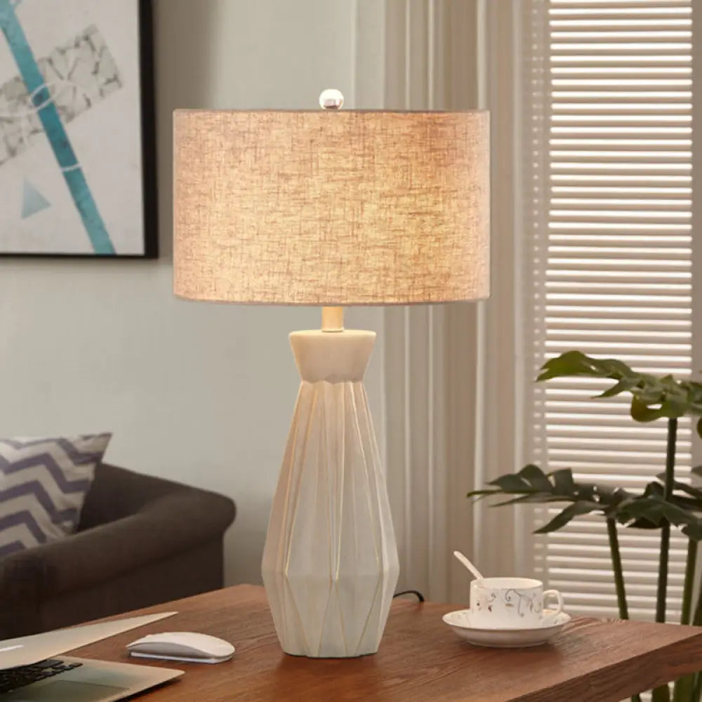 Ceramic Countryside Vase Table Light with Single Bulb and White/Beige Round Shade