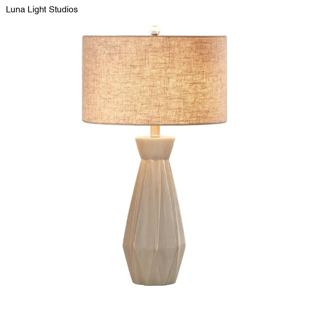 Ceramic Countryside Vase Table Light with Single Bulb and White/Beige Round Shade