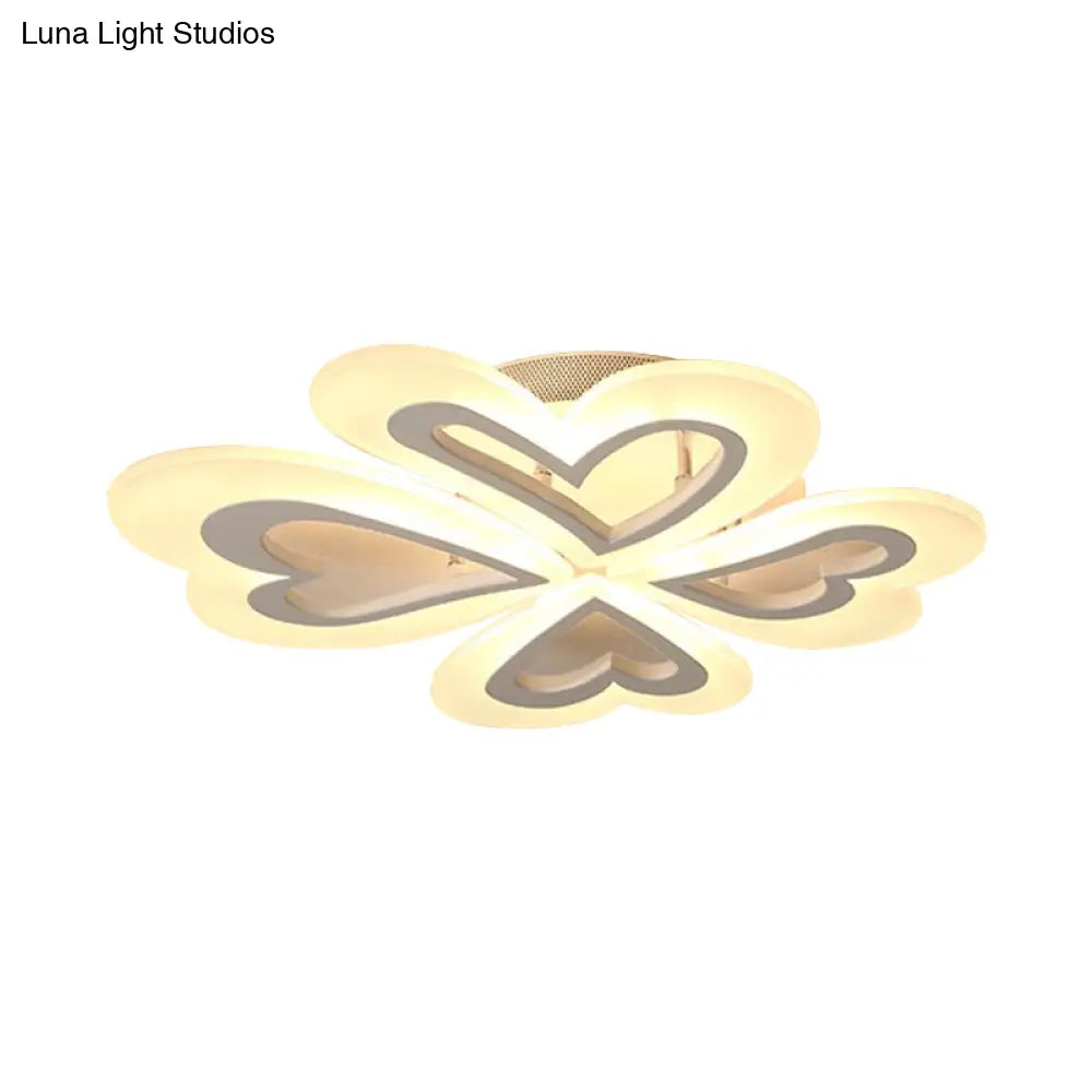 Lámpara de techo DecorBites™ con forma de corazón y pétalos para dormitorio infantil - Montaje empotrado en acrílico - Bonita y práctica