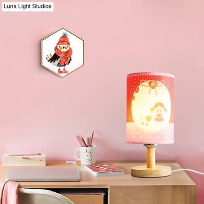 Lámpara de escritorio rosa infantil: Lámpara cilíndrica de tela y madera, ligera y resistente, ideal para la habitación de las niñas.