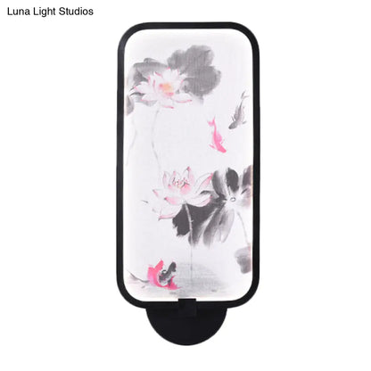 Aplique de pared LED chino negro con iluminación mural de crisantemos/lotos metálicos: perfecto para tu sala de estar