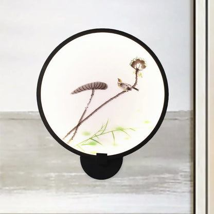 Aplique de pared LED circular con mural de tinta china/loto en negro - Lámpara de dormitorio acrílica