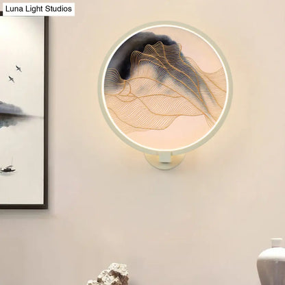 Lámpara de pared china LED acrílica con forma de montaña: Iluminación mural blanca para sala de estar