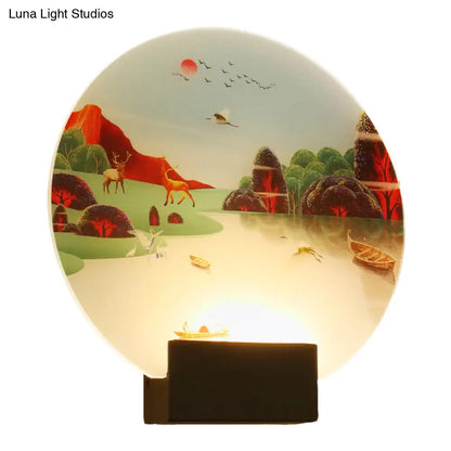 Lámpara de pared de estilo chino con mural acrílico LED que representa un alce negro y un lago