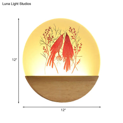 Lámpara de pared LED acrílica redonda de estilo chino con forma de pájaro y árbol - Iluminación ideal para la mesilla de noche