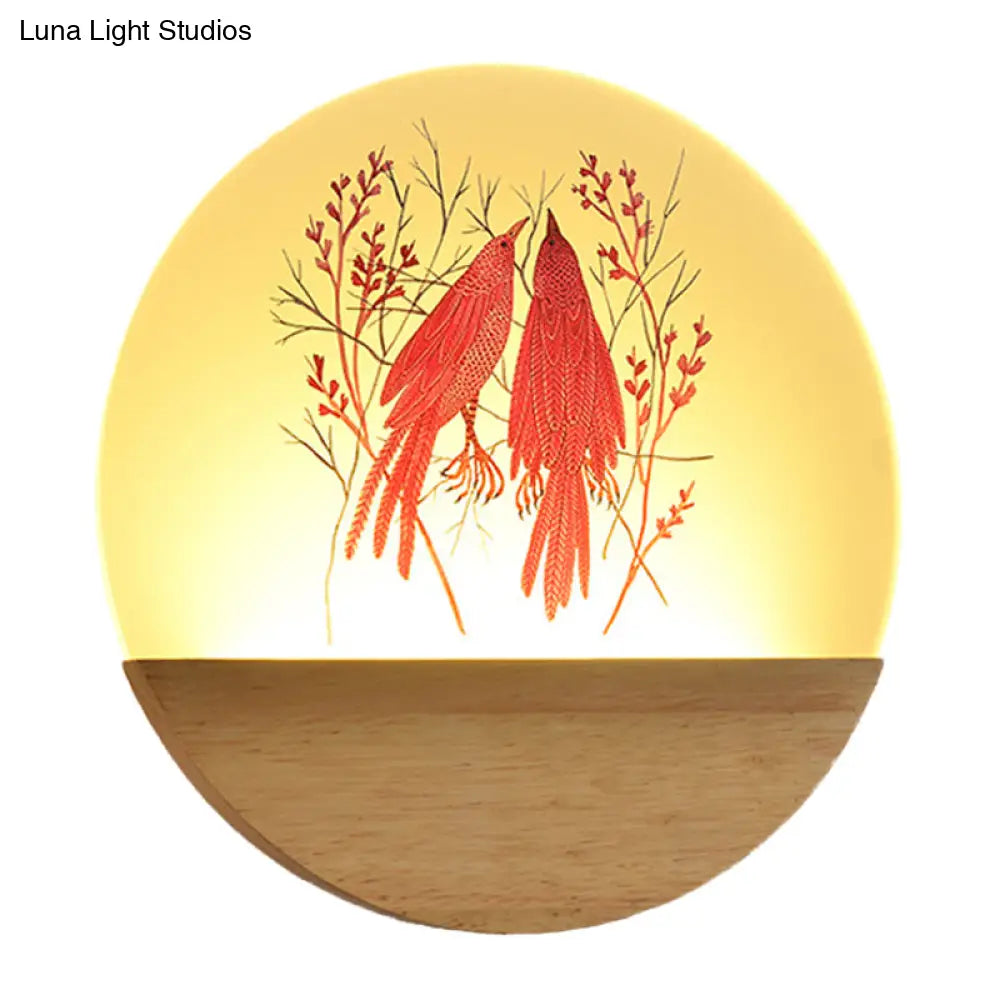 Lámpara de pared LED acrílica redonda de estilo chino con forma de pájaro y árbol - Iluminación ideal para la mesilla de noche