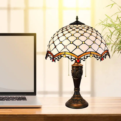 Christelle - Lámpara de mesa blanca de cristal con forma de escamas de pez, estilo barroco, 2 luces, lámpara de noche de bronce con cadena para sala de estar